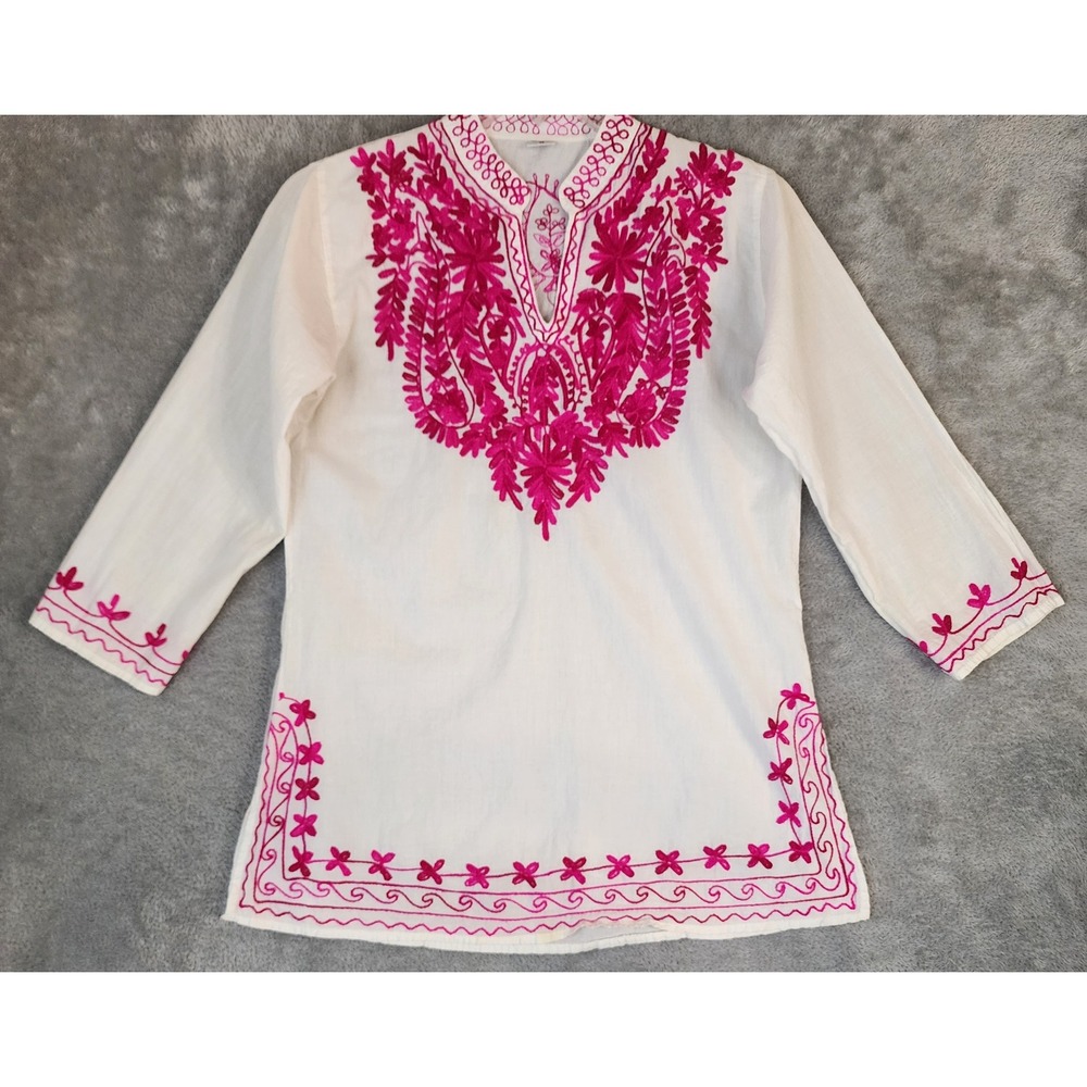 Womens Shirt Medium White Cotton Pink Floral Embroidered Boho Split Neck India